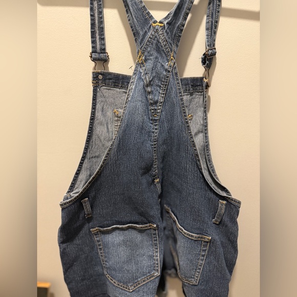 Jean Short Overalls - Picture 4 of 4